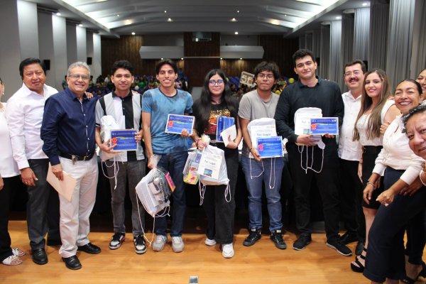 III Maratón Estudiantil Universitario de Conocimientos en Contaduría 2024